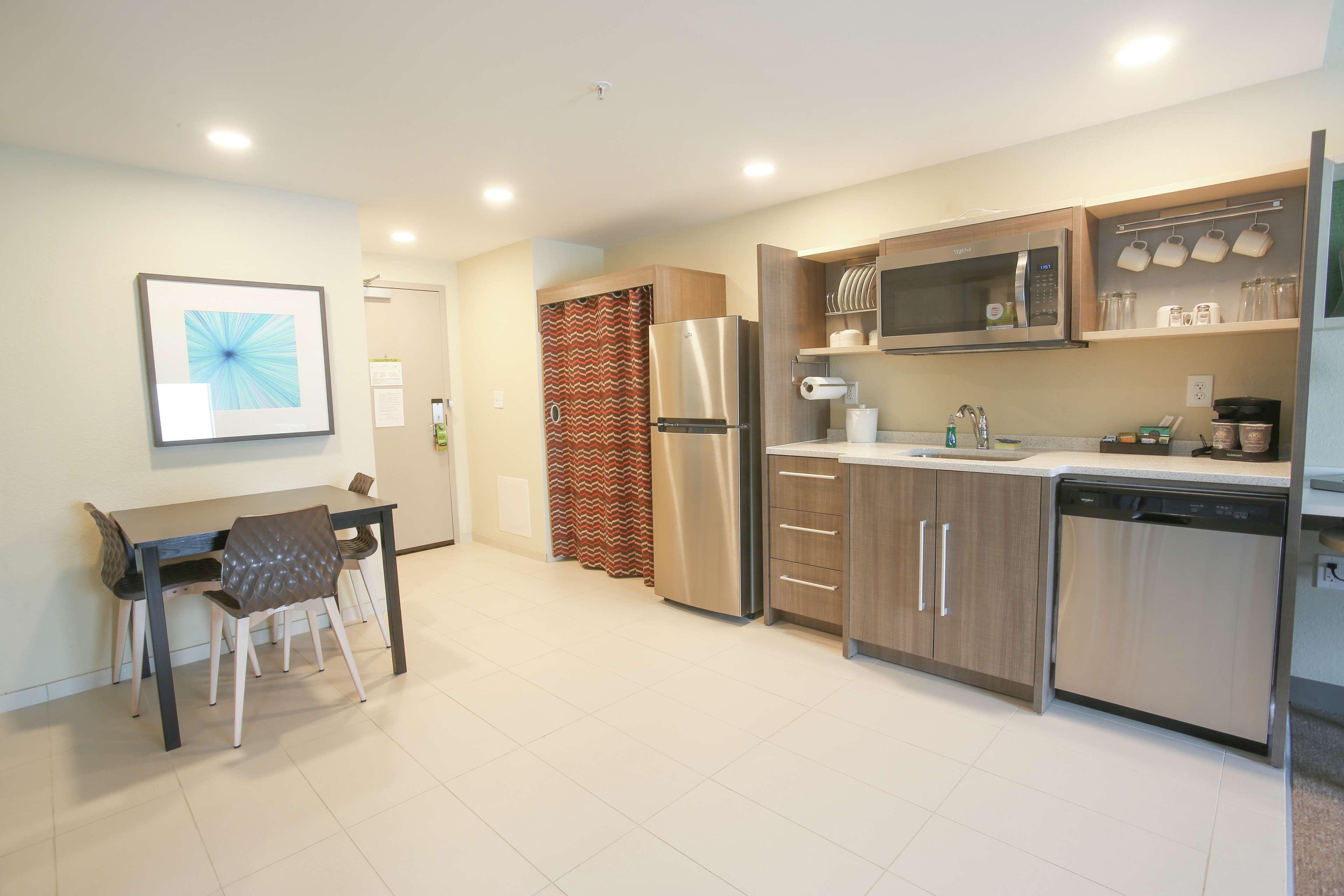 Home2 Suites By Hilton Bordentown Exterior photo